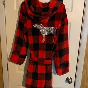 Brand new!! VS PINK robe!